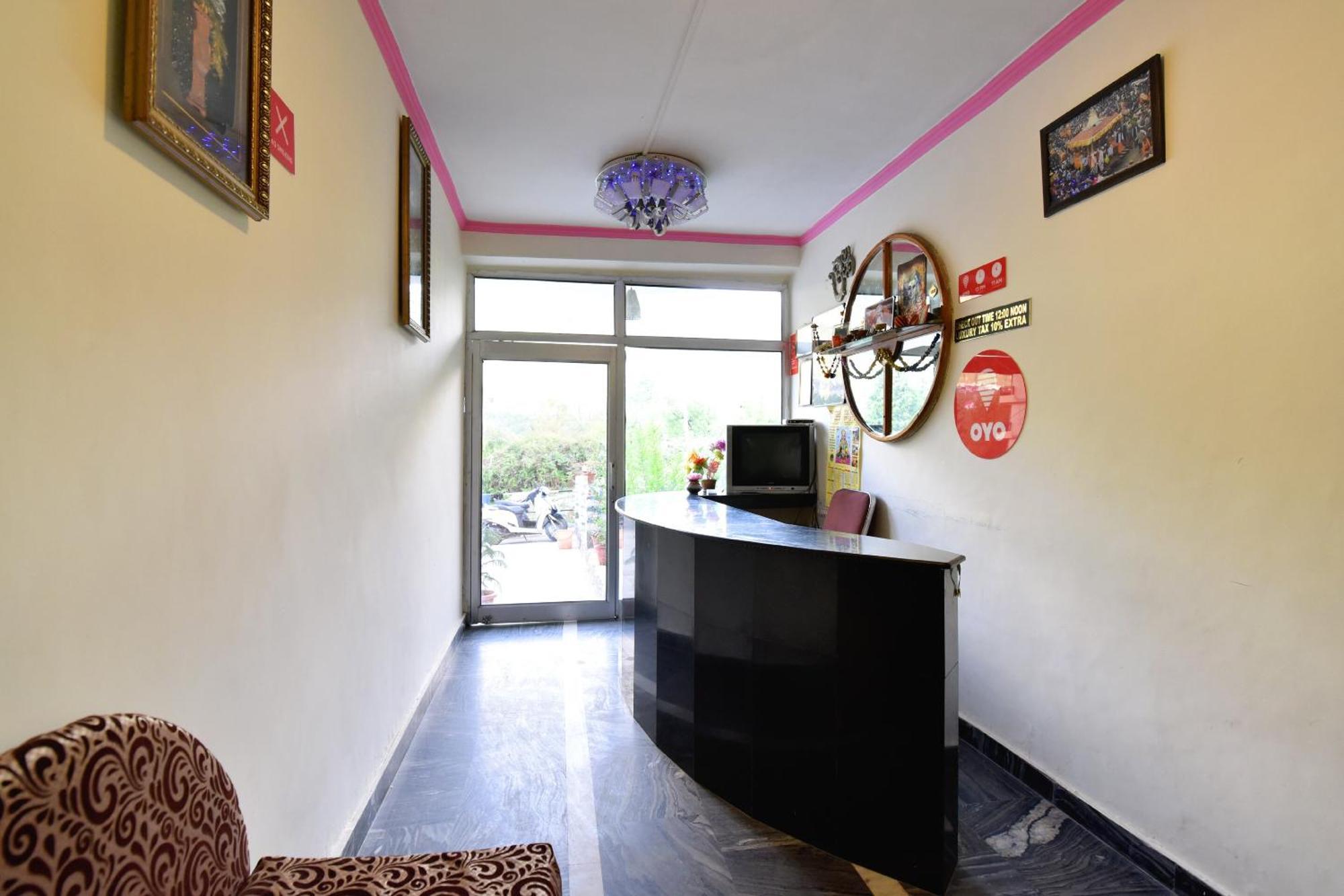 Oyo Hill View Hotel Manāli Екстериор снимка