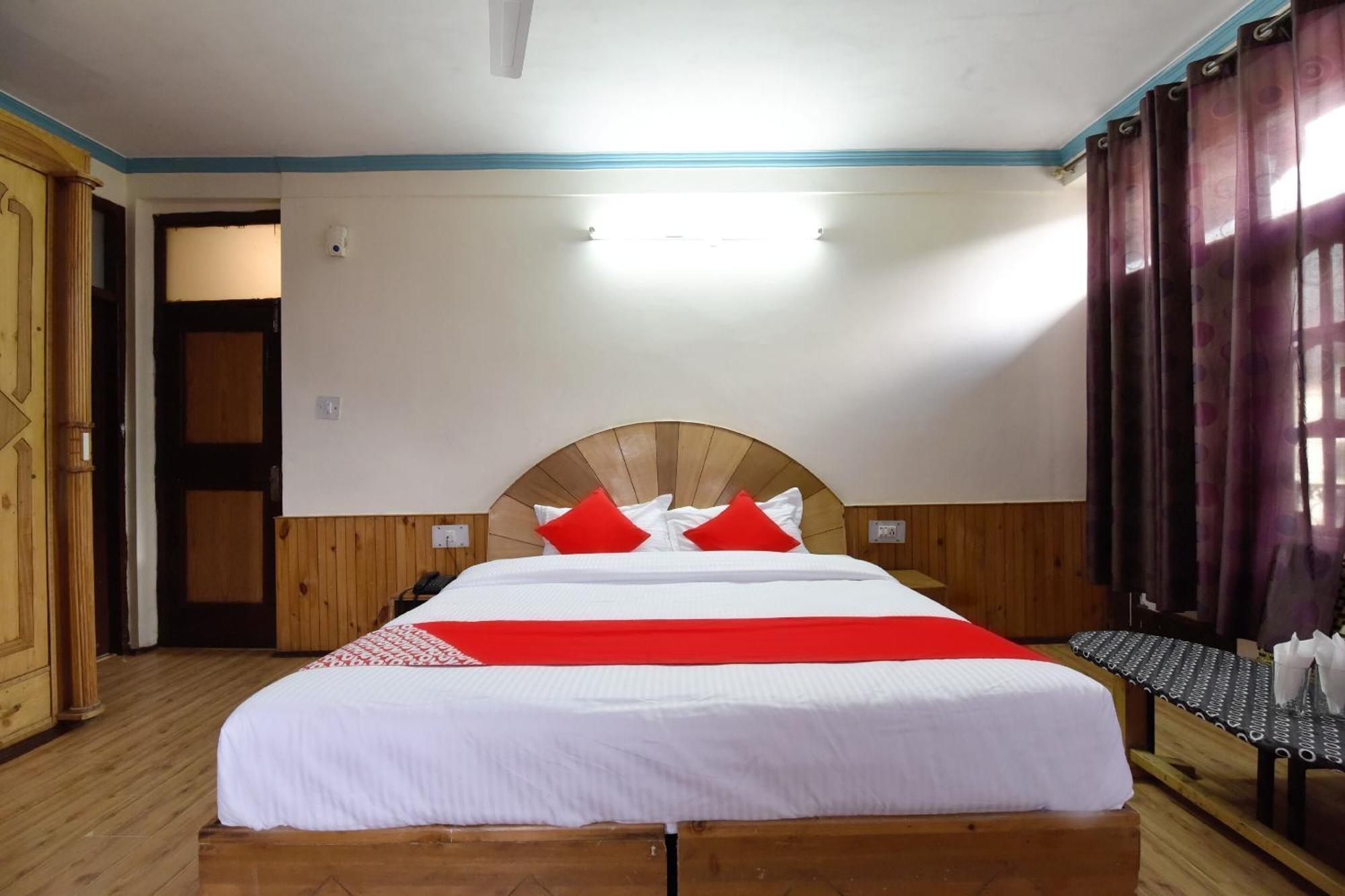 Oyo Hill View Hotel Manāli Екстериор снимка