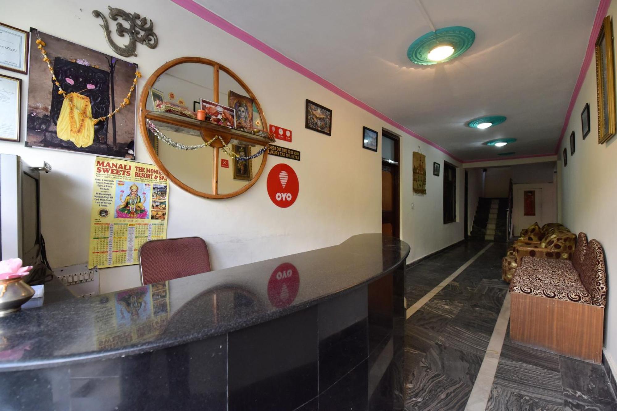 Oyo Hill View Hotel Manāli Екстериор снимка